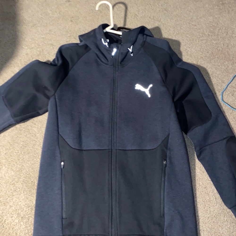 Puma Zip Up size M